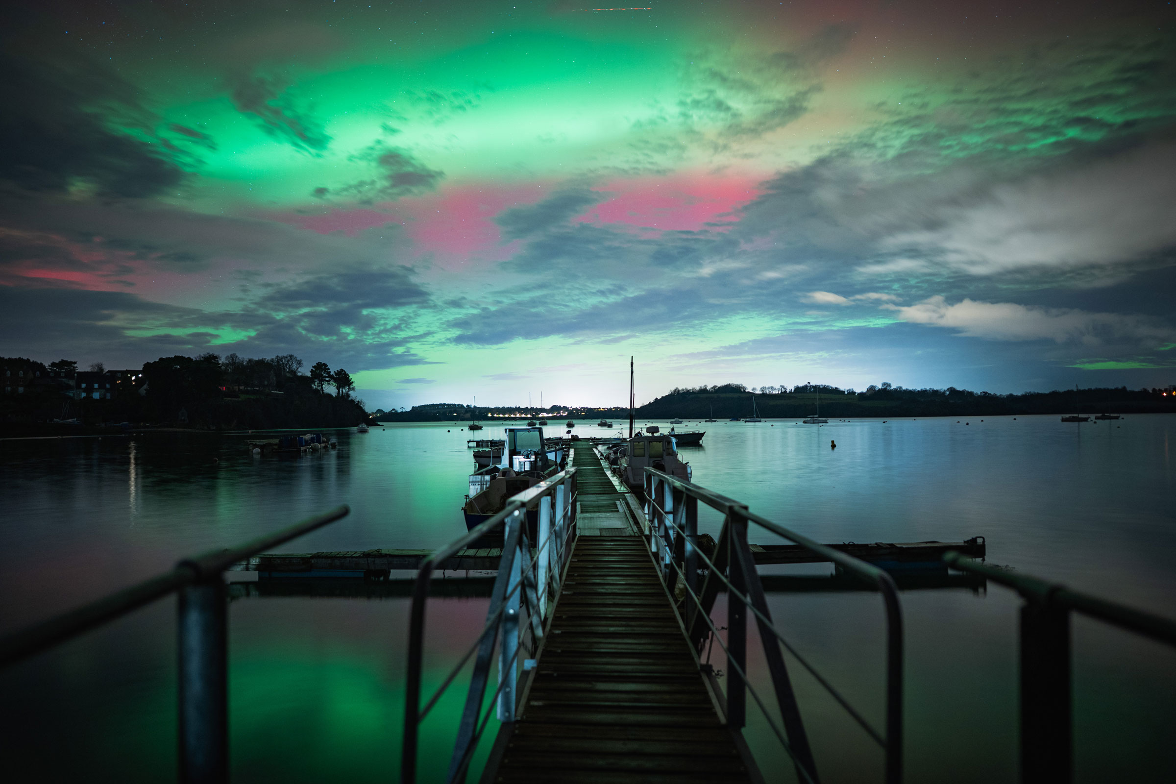 Aurores boréales au Minihic-sur-Rance – Photo publiée en Une de Ouest-France