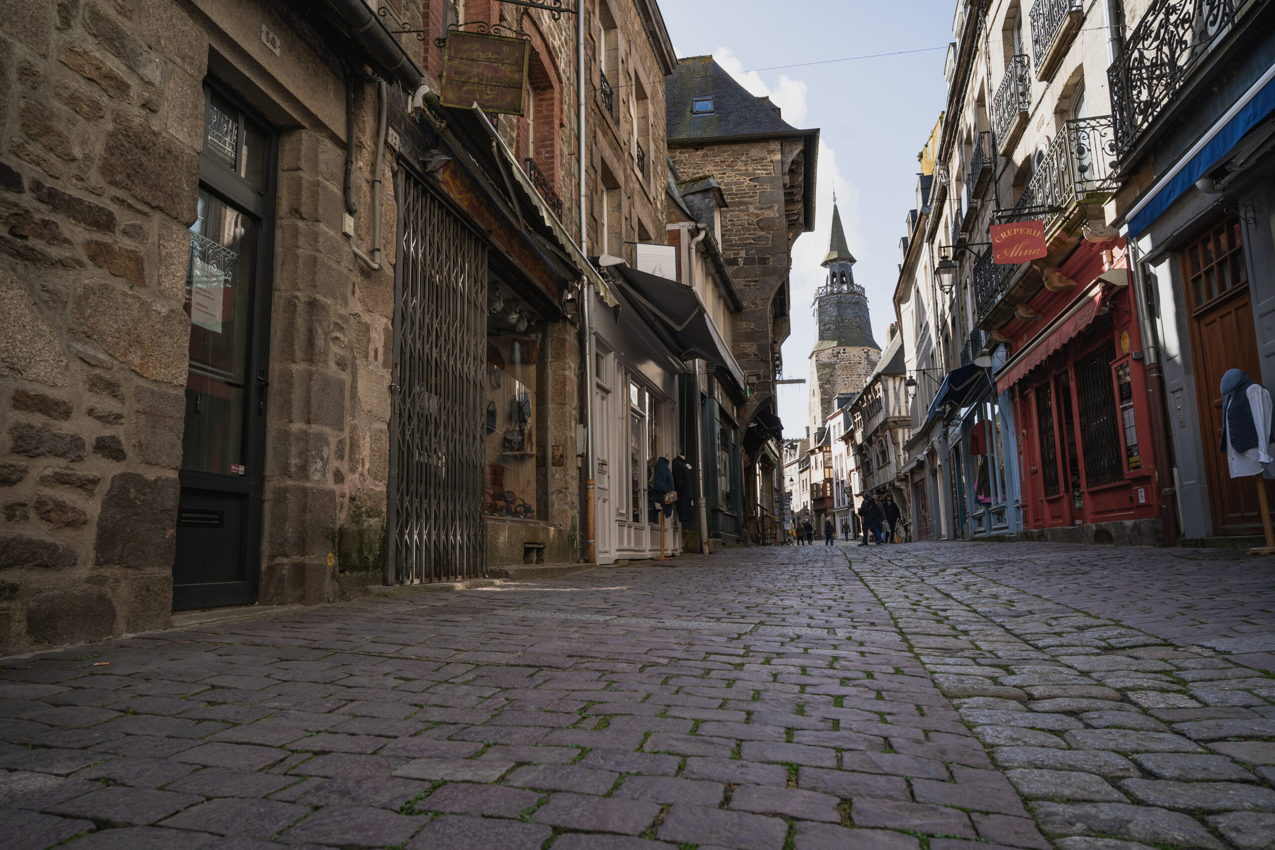 Séance photo dans le centre historique de Dinan